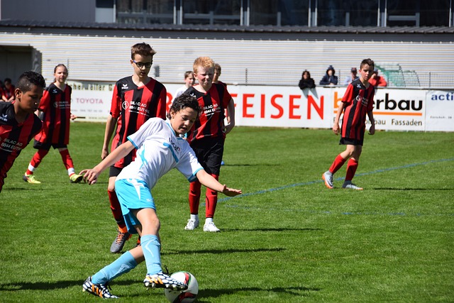 球场上创造 球场上创造